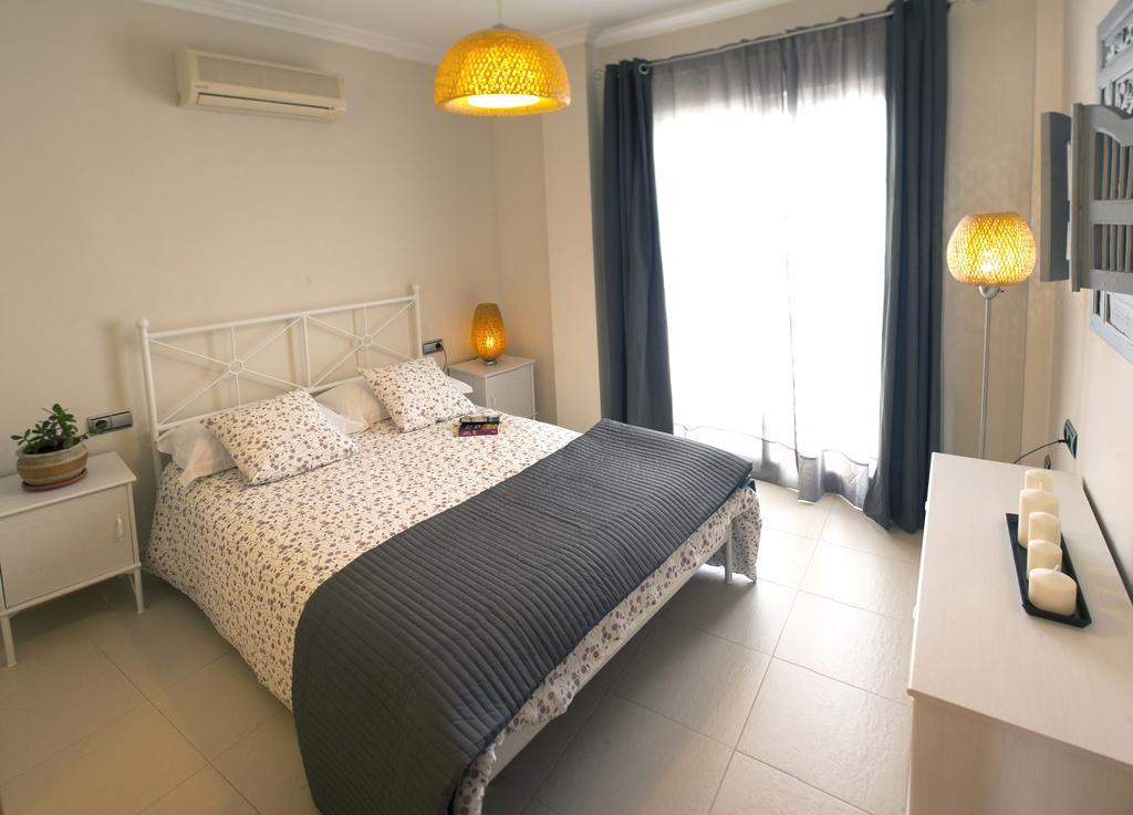 Apartment Ambrosia Nerja Cameră foto